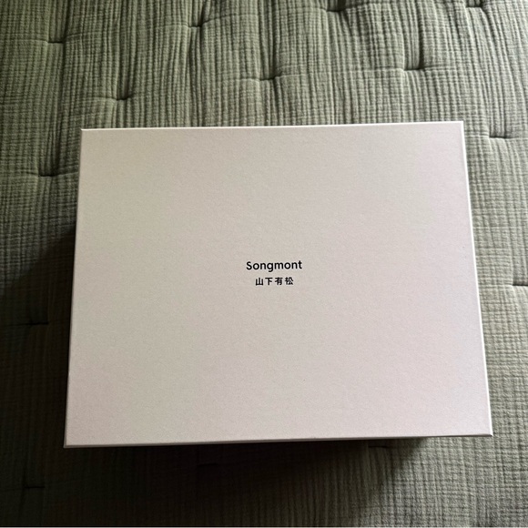 Songmont Medium Yore Hobo in Pebbled Onyx 🖤 Offers Encouraged 🤓 - Picture 2 of 15